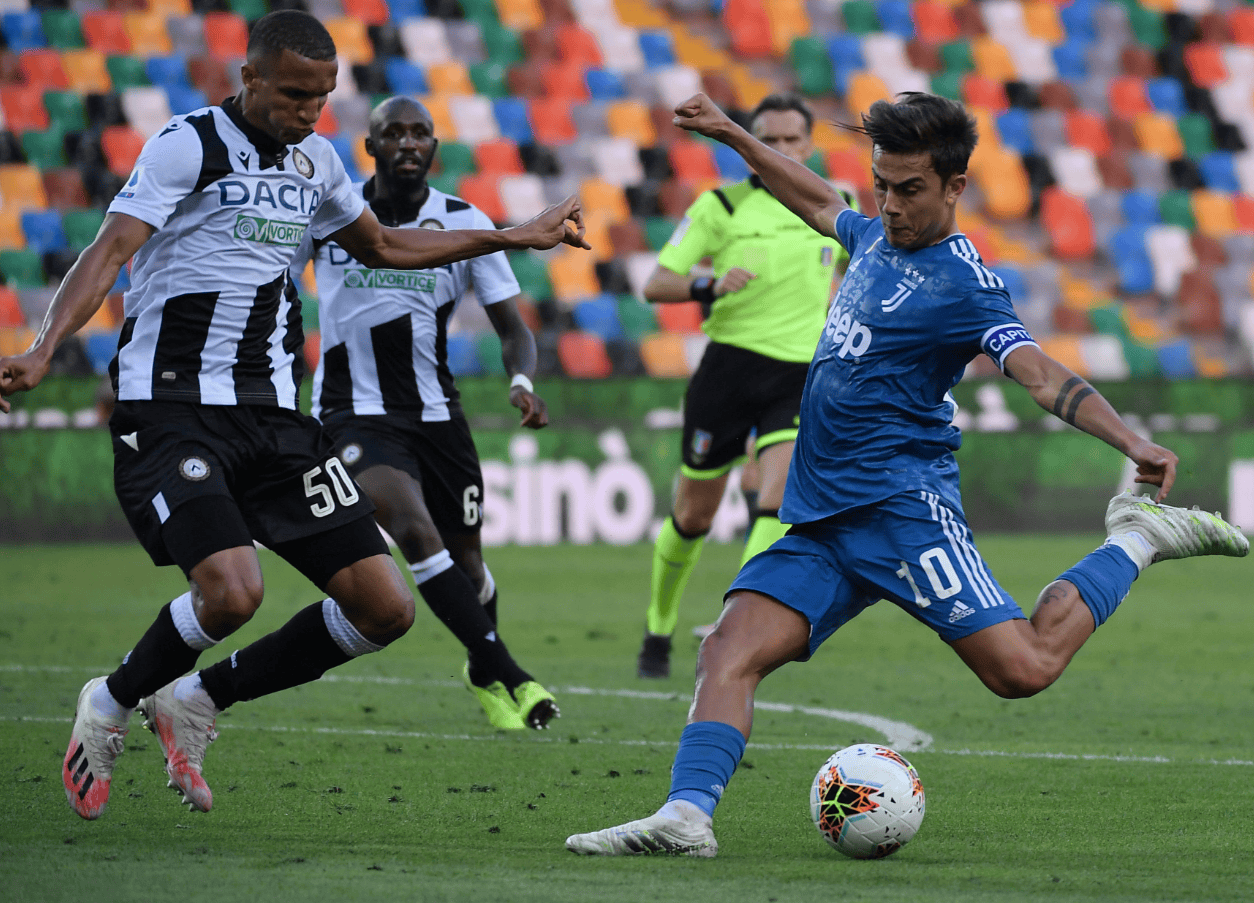 包含国际比赛日体能课后；金州勇士战术微调备战意大利杯；管理层满意；数据趋势出现新变化的词条